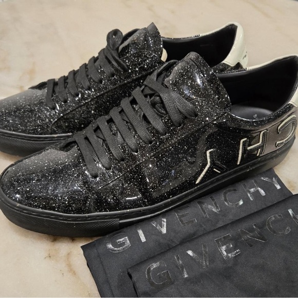 - Givenchy Urban Street Sneaker